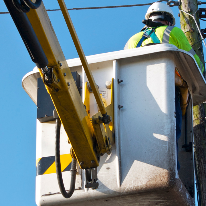 SA008 Smart Awards – Cabling over Overhead Obstacles